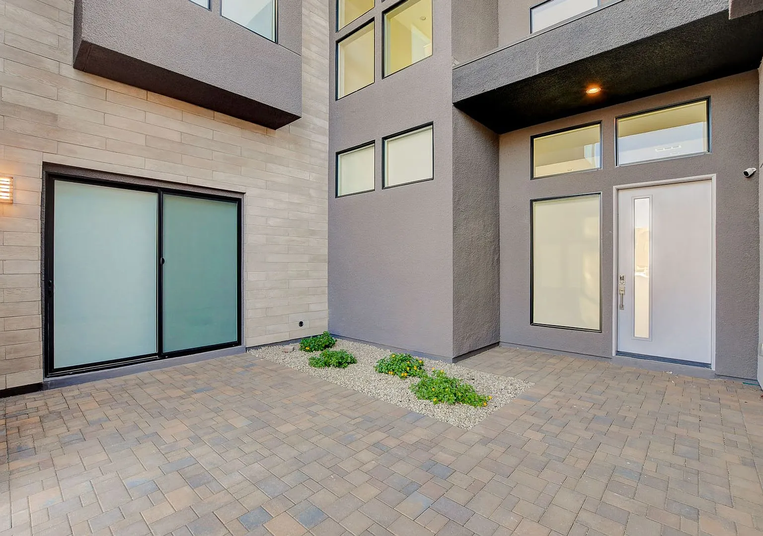 Mesa Ridge Luxury Oasis Feathertop — Photo 3