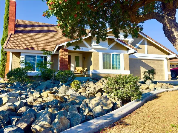 1142 N Brentwood Ave, Rialto, CA 92376