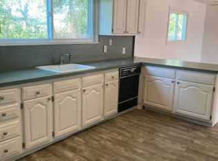27 Brandies Rd, South Toms River, NJ 08757