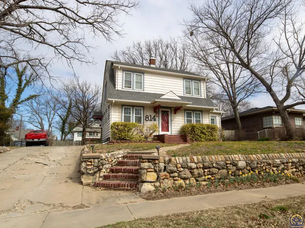 814 W 12th Ave, Emporia, KS 66801