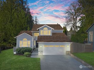 21614 SE 256th Pl, Maple Valley, WA 98038