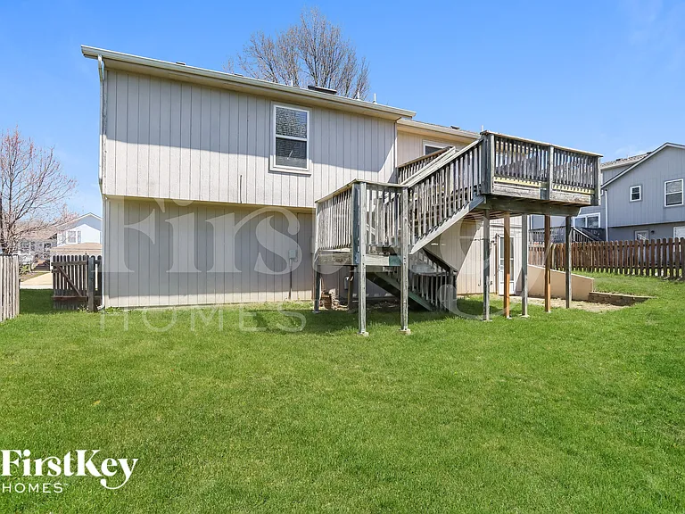 11328 N Wyandotte St — Photo 14