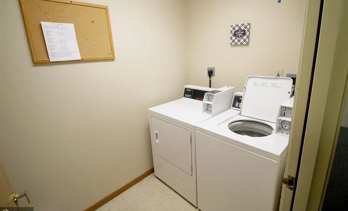 1 bed, 625 sqft, $700 — Photo 2