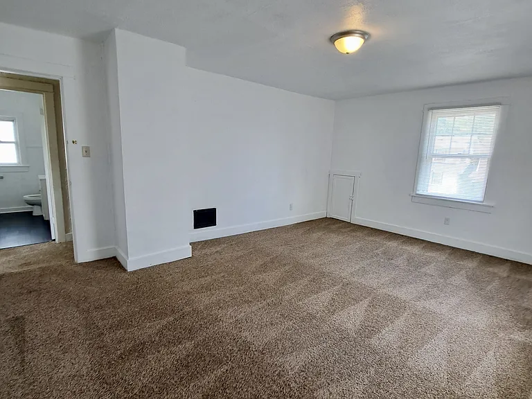 244 E Siebenthaler Ave — Photo 9