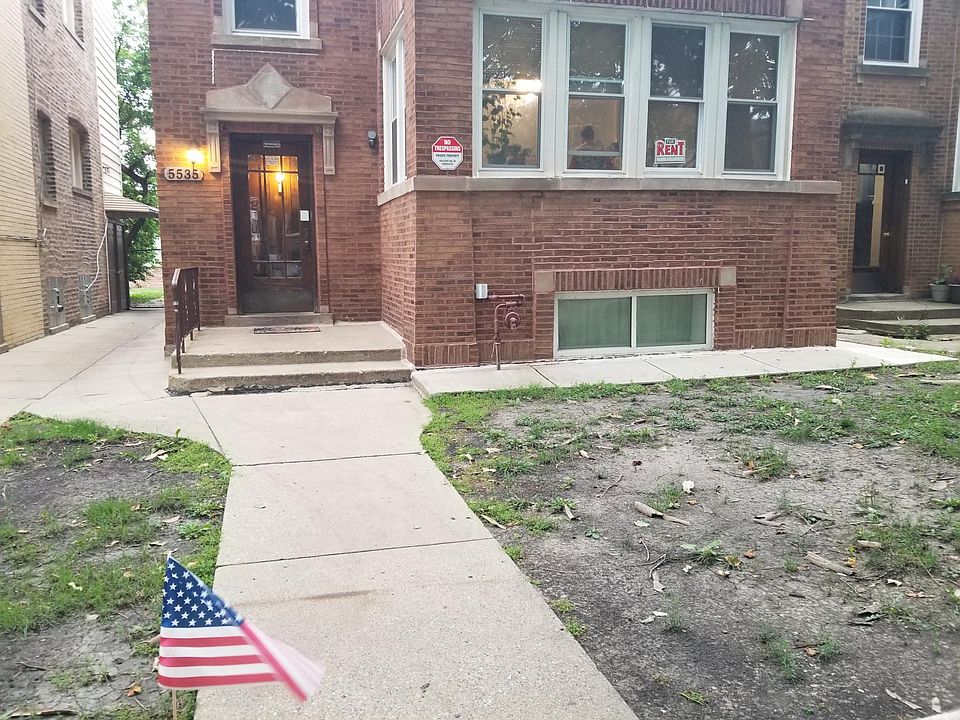1st image of 5535 N Sawyer Ave #Gn