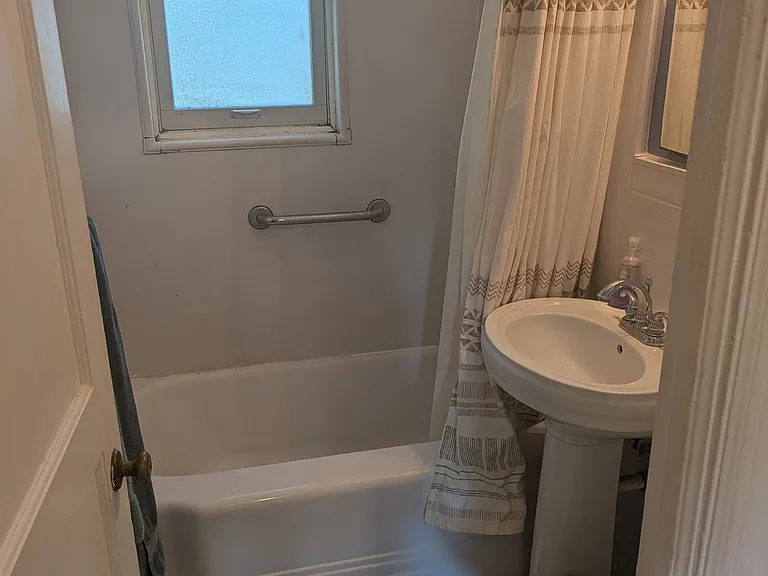 759 W Scott Ave — Photo 5