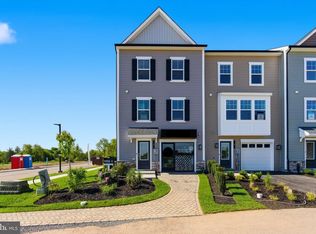 6 Magnolia Ct, Gettysburg, PA 17325