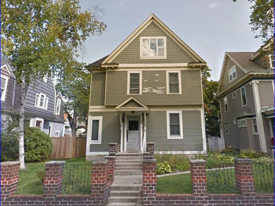 Uptown Duplex on 24th and Colfax Ave S