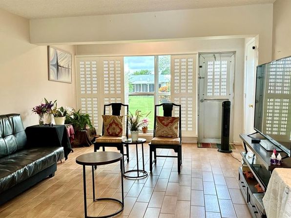 1551 NW 20th Ave APT 102