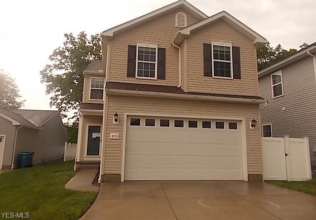 1st image of 4074 Montgomery Dr