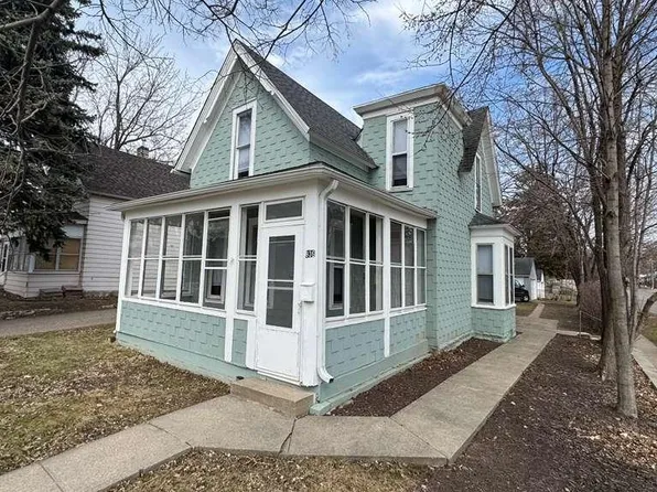 936 Duchess St, Saint Paul, MN 55106