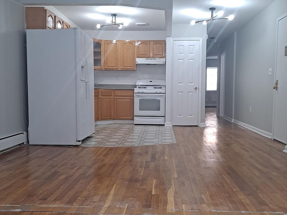 2007 Lafontaine Ave Bronx NY Zillow