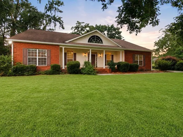 185 Hidden Springs Ct, Dothan, AL 36305