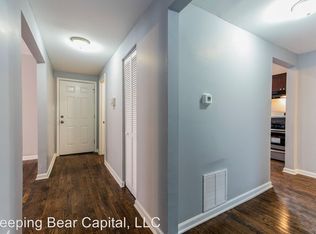 7525 S Kingston Ave APT 1A, Chicago, IL 60649