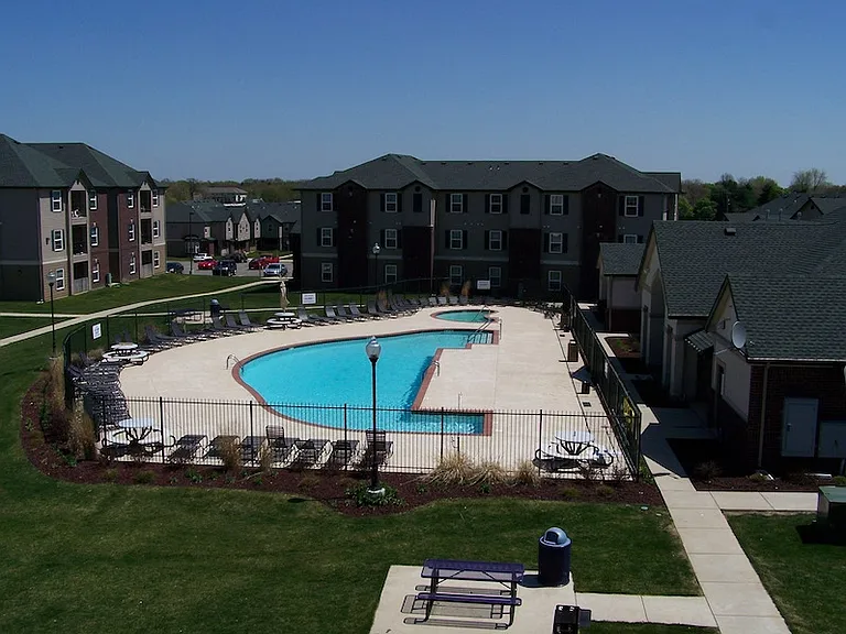 The Wyatt - Furnished Student Living - Priced Per Room — Photo 12