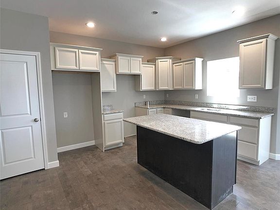 5th image of 783 Allenbrook Dr