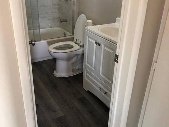 5th image of 6230 Milton Ave #B