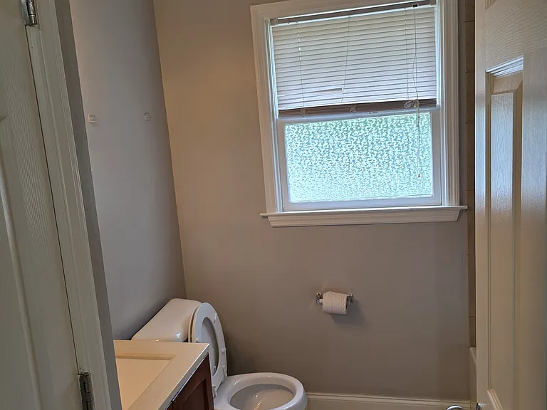 1622 Venice Dr SE — Photo 9