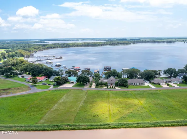 2 Morgan Shores Rd, Lake Arthur, LA 70549