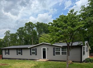 1630 Maggie St, Catawba, NC 28609