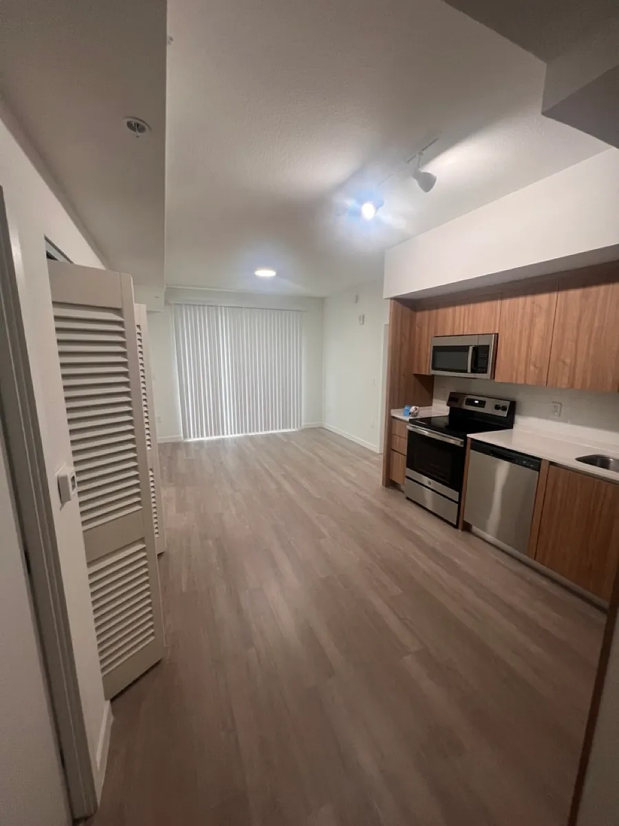 Building Photo - 539 NW 159th St #103