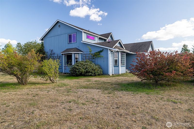 3rd image of 7332 183rd Avenue SW
