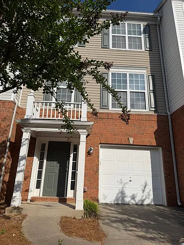 1013 Whittington Way Photo 1