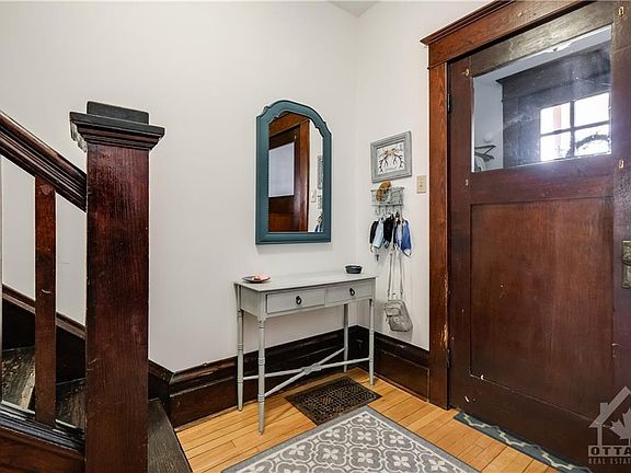 3rd image of 385 Riverdale Ave