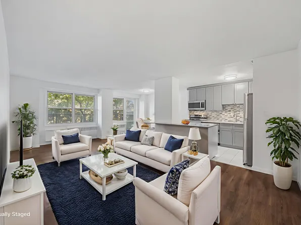 2550 Olinville Avenue image 3 of 20