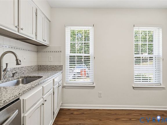 4th image of 1699 Heritage Hill Dr