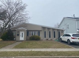 390 Argyle Rd, East Meadow, NY 11554