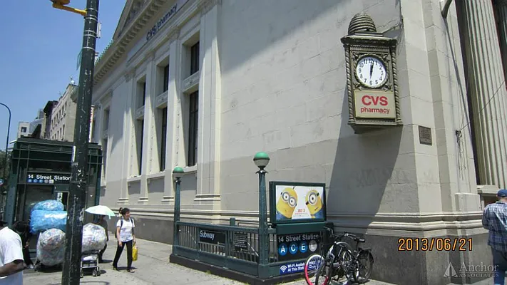 Rented by Anchor Associates | media 41