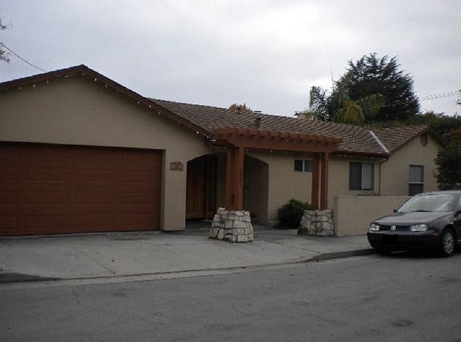 1st image of 1061 Escalona Dr