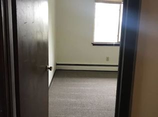 4872 S 14th St APT 6, Milwaukee, WI 53221
