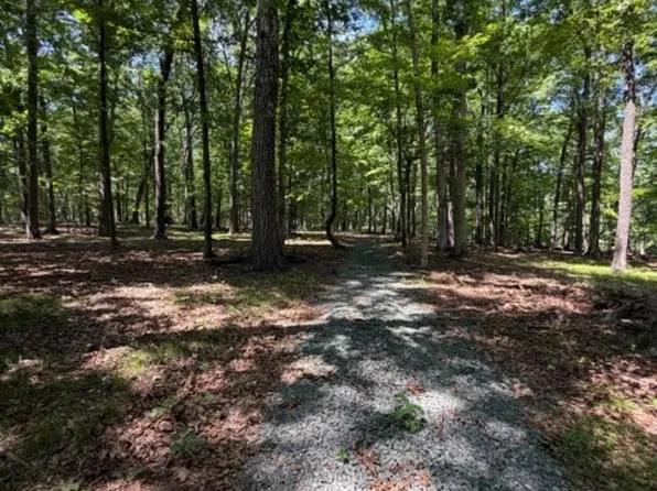 24 Shagbark Ln, Readington Twp., NJ 08889