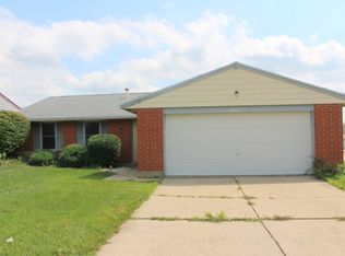 8760 Mardi Gras Dr, Dayton, OH 45424
