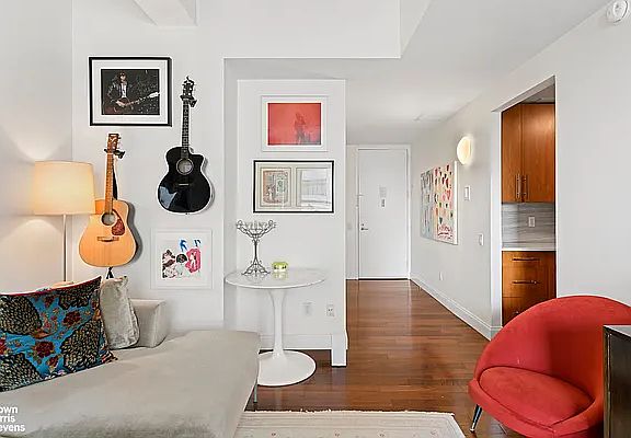 2nd image of 88 Greenwich St APT 2006