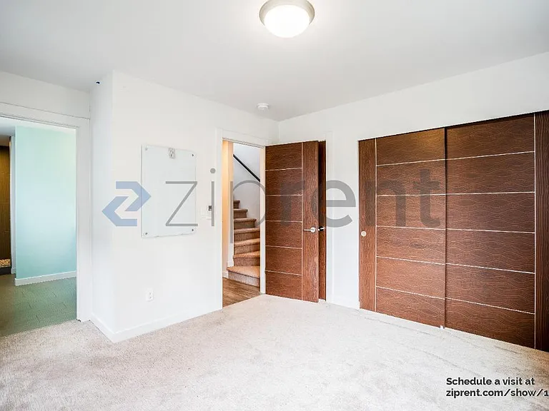 9607A Roosevelt Way NE — Photo 5