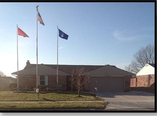 7629 Rustic Woods Dr, Dayton, OH 45424