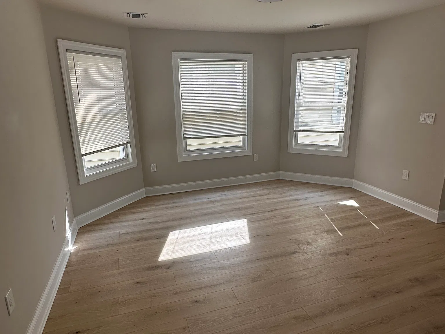 2 bed, $2,650 — Photo 3