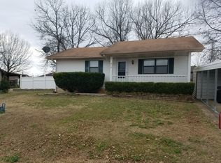 512 S School St, Gassville, AR 72635