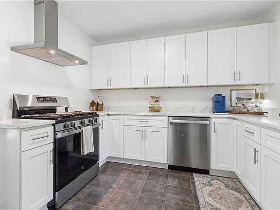 5th image of 62 Park Ave