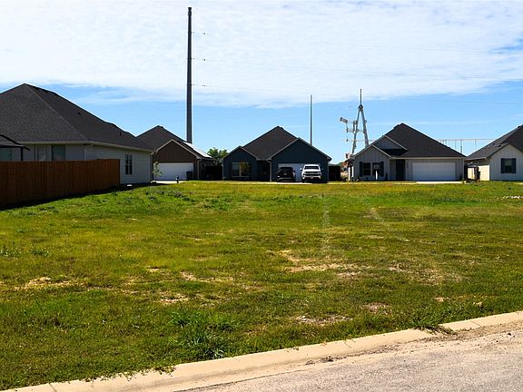 2nd image of 321 Preston Rd