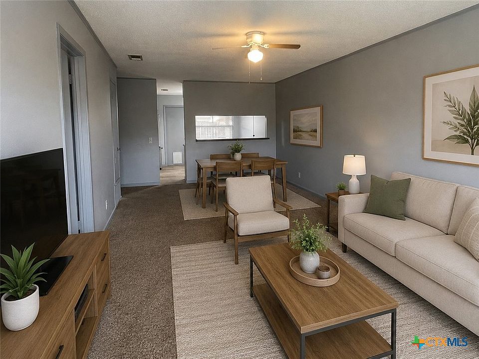 1st image of 1051 Country Club Dr