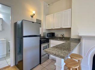 90 Charles St APT 3D, Boston, MA 02114