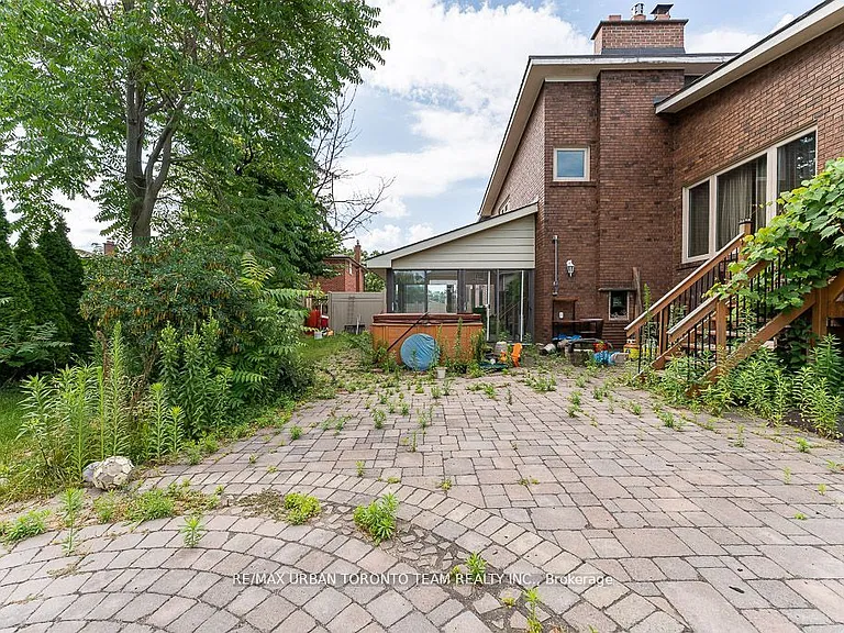 35 Brumwell St — Photo 38