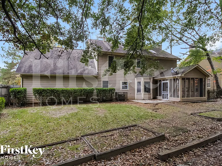 307 Marble Ct — Photo 15