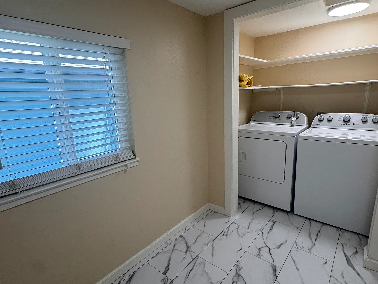 2 bed, 1200 sqft, $2,500 — Photo 3