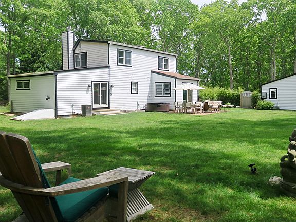 2nd image of 385 Montauk Hwy