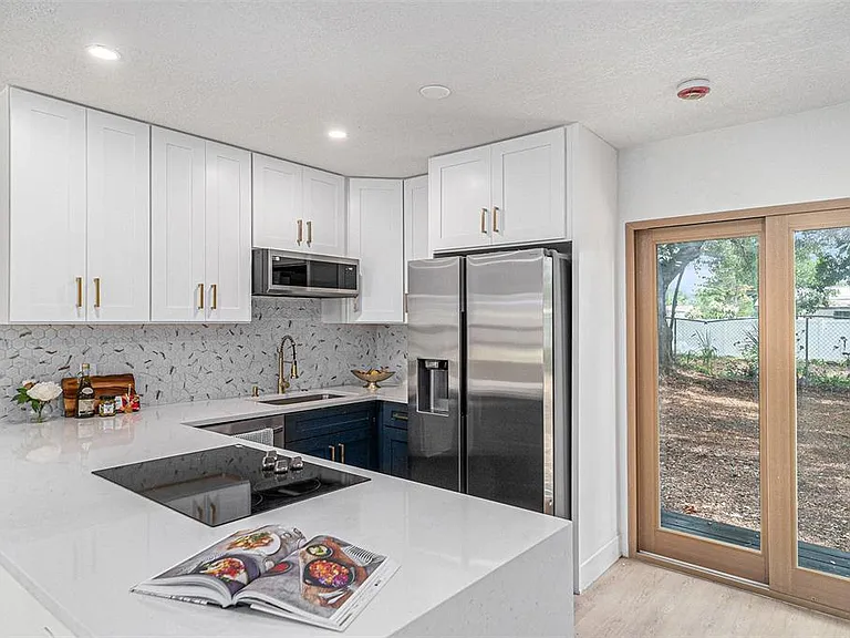 3812 W Rogers Ave — Photo 12
